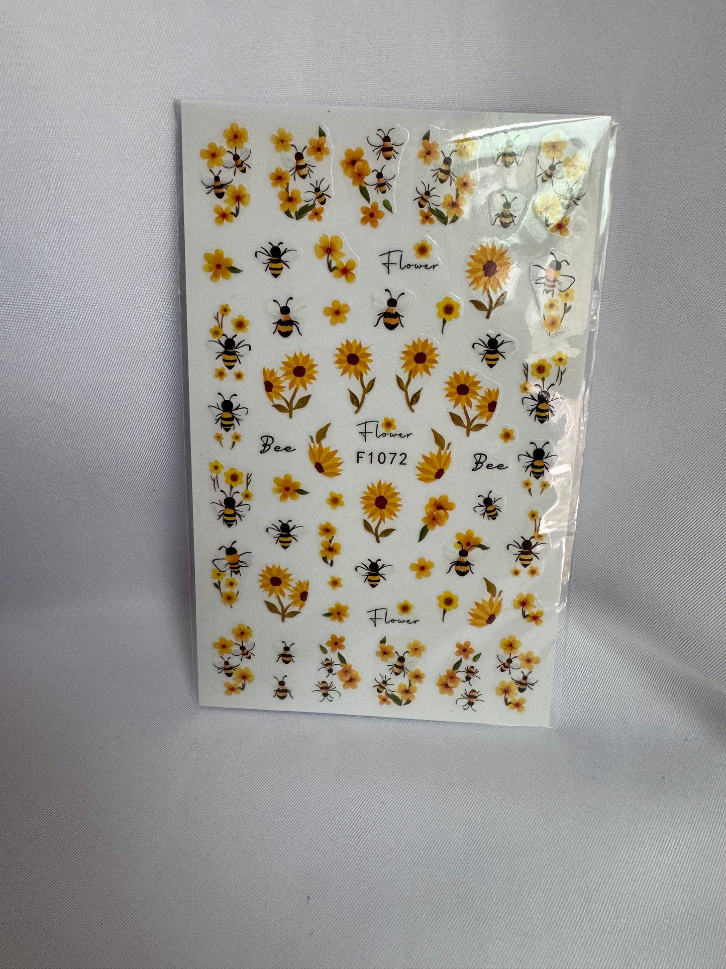 Girasoles con abejas.